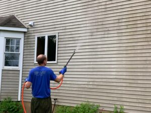 Vinyl-Exterior-Siding-House-Washing-Service-Hudsonville-MI